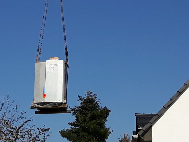 Krantransport eines BMK 40 KW